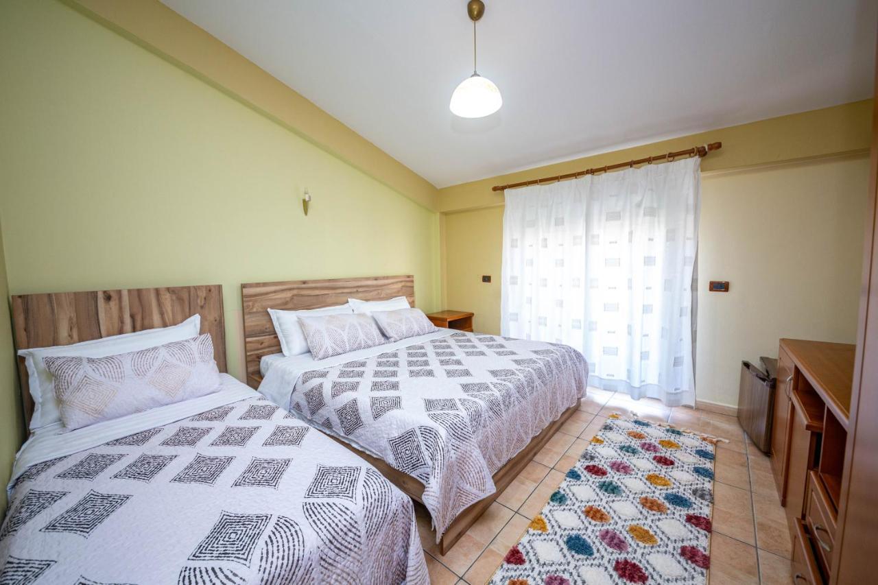 Galante Hotel Дуррес Екстер'єр фото