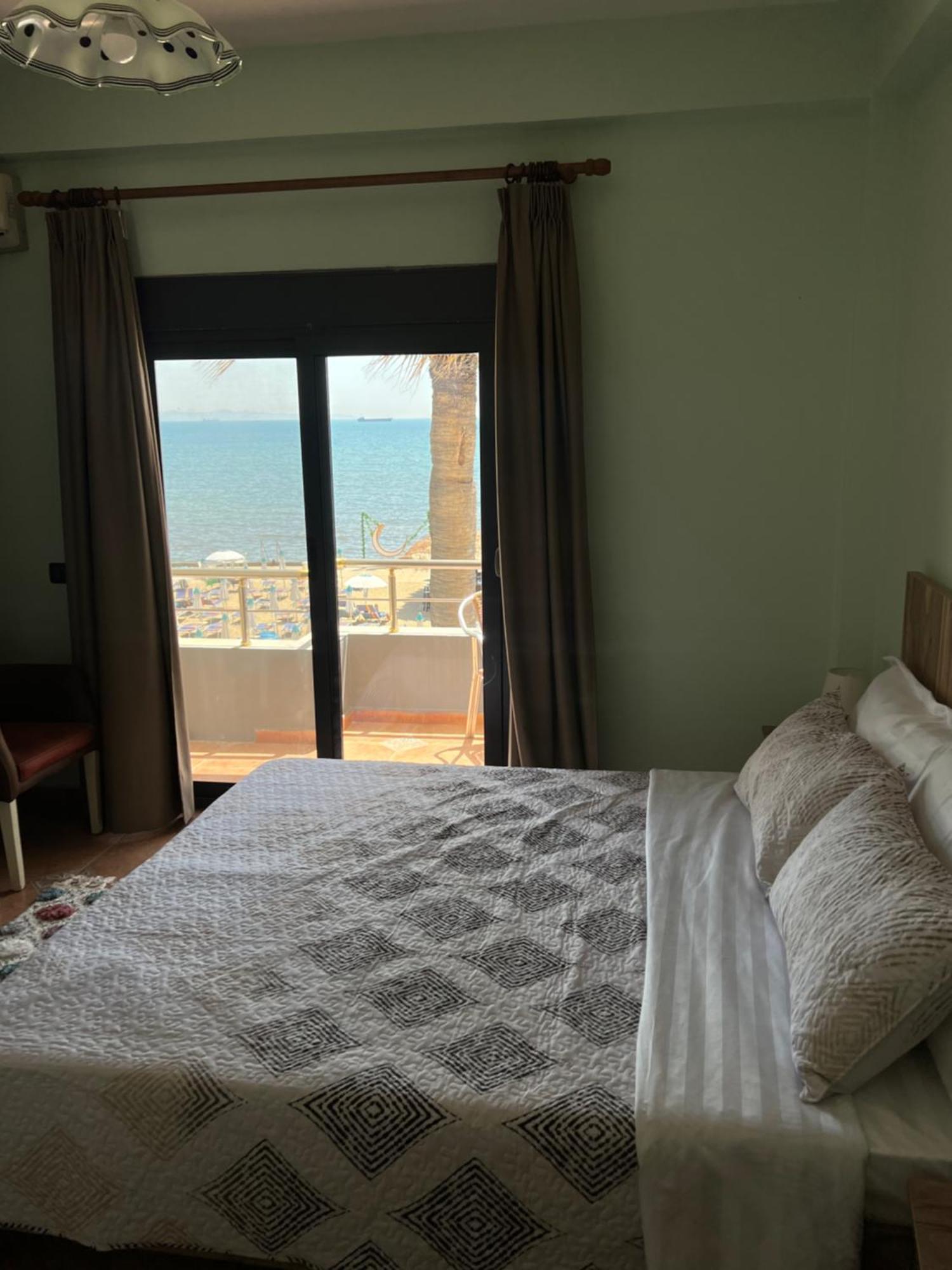 Galante Hotel Дуррес Номер фото