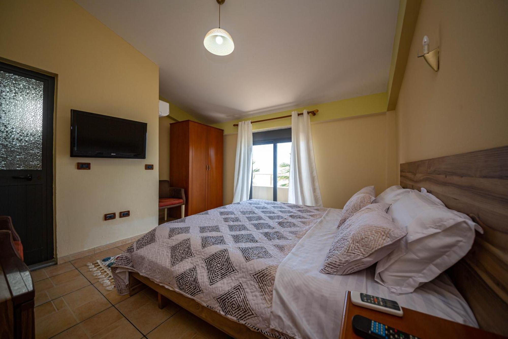 Galante Hotel Дуррес Номер фото