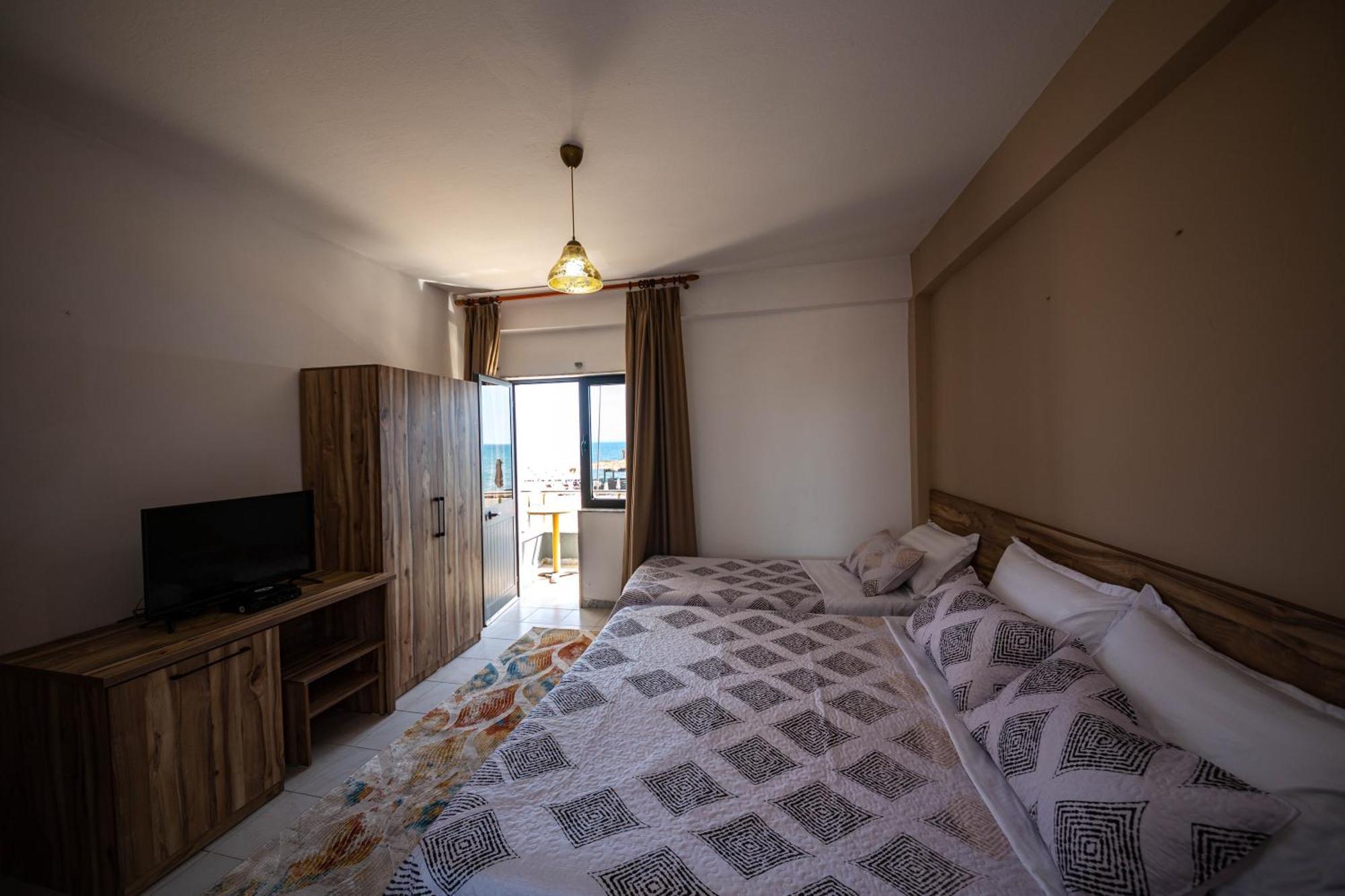 Galante Hotel Дуррес Номер фото