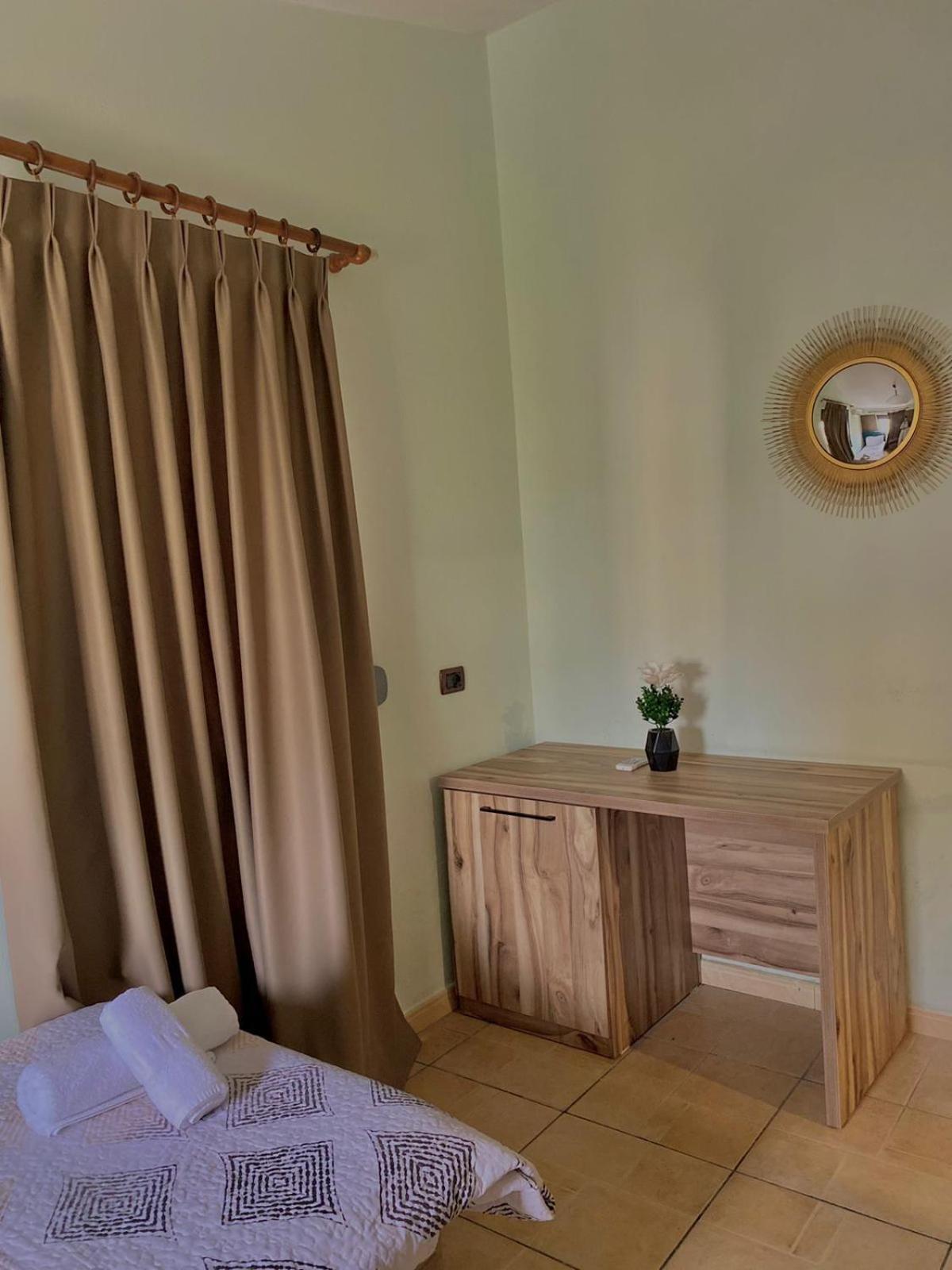 Galante Hotel Дуррес Екстер'єр фото