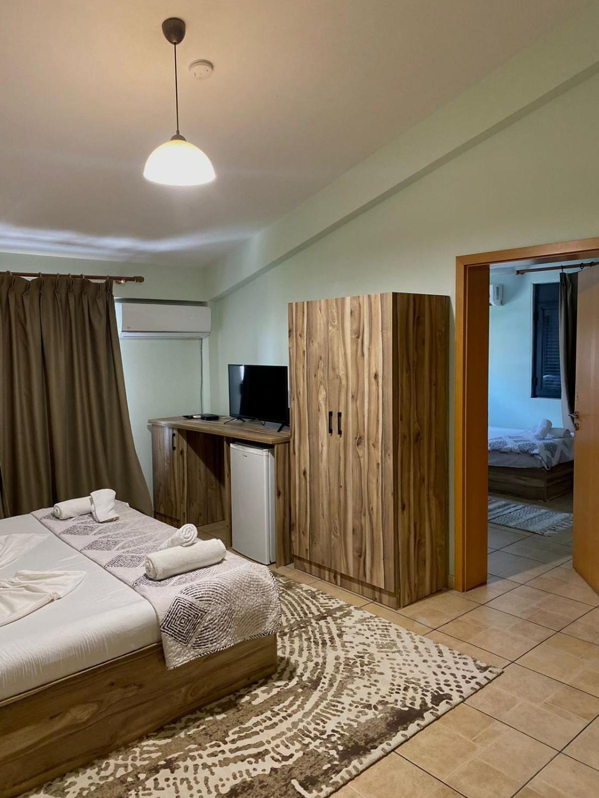 Galante Hotel Дуррес Екстер'єр фото