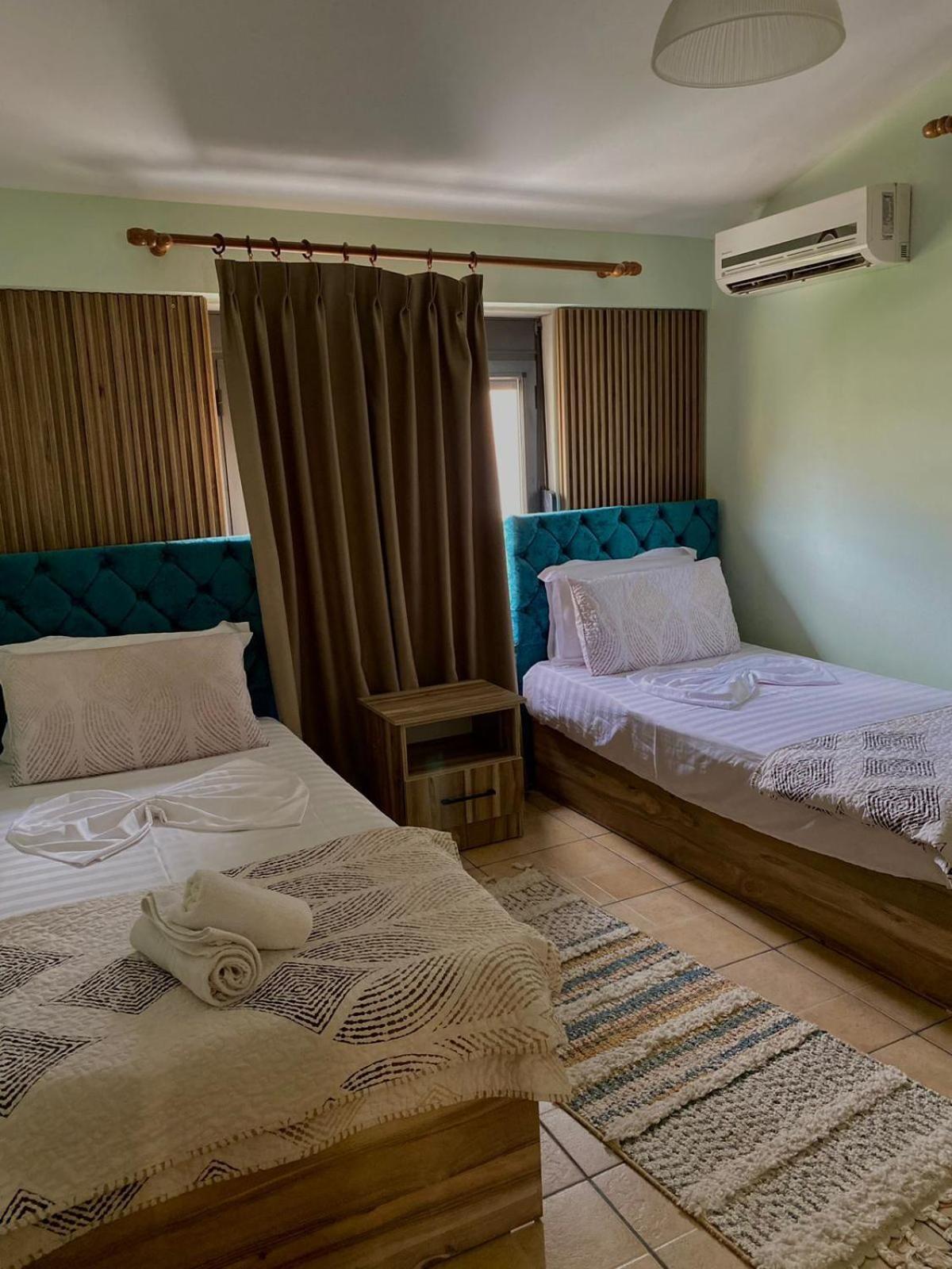 Galante Hotel Дуррес Екстер'єр фото